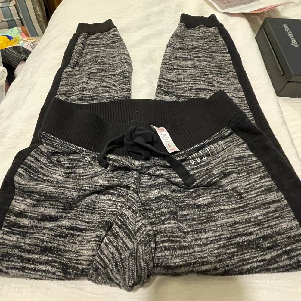 Comfy, stylish Justice brand skinny joggers